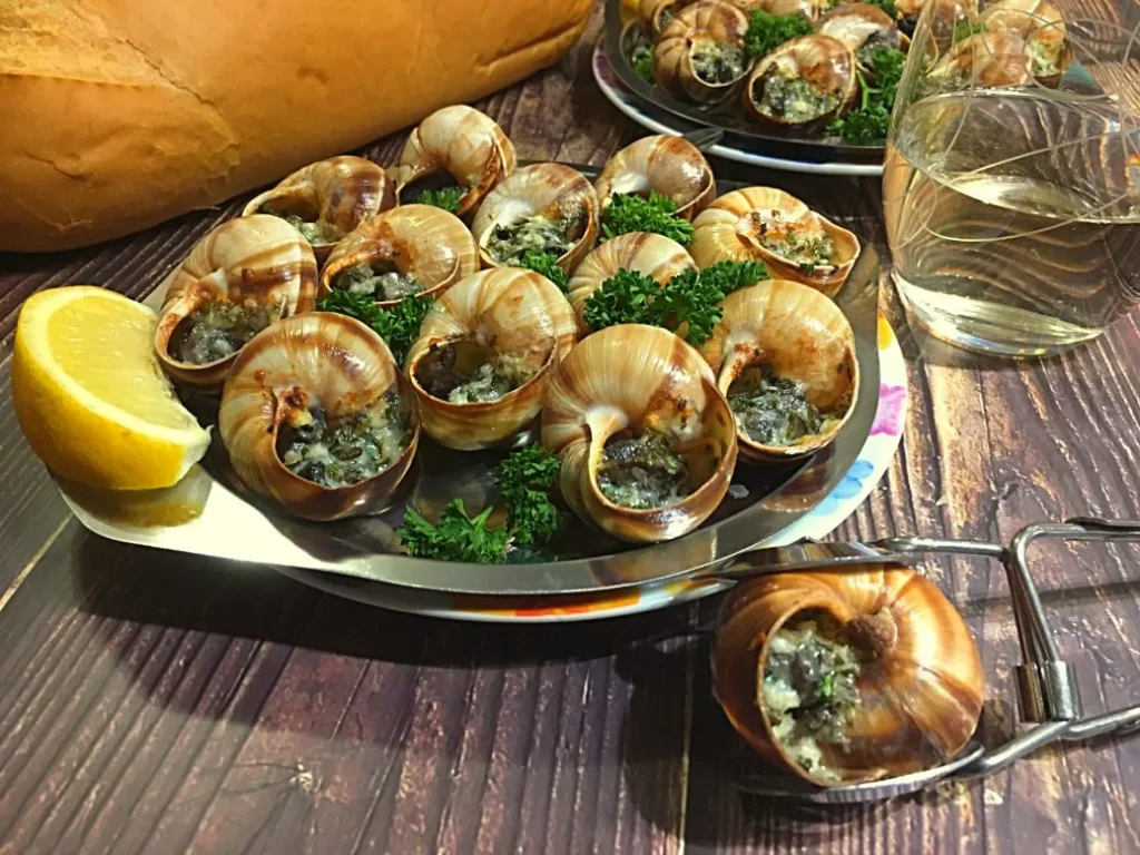 prancūziški patiekalai - sraigės